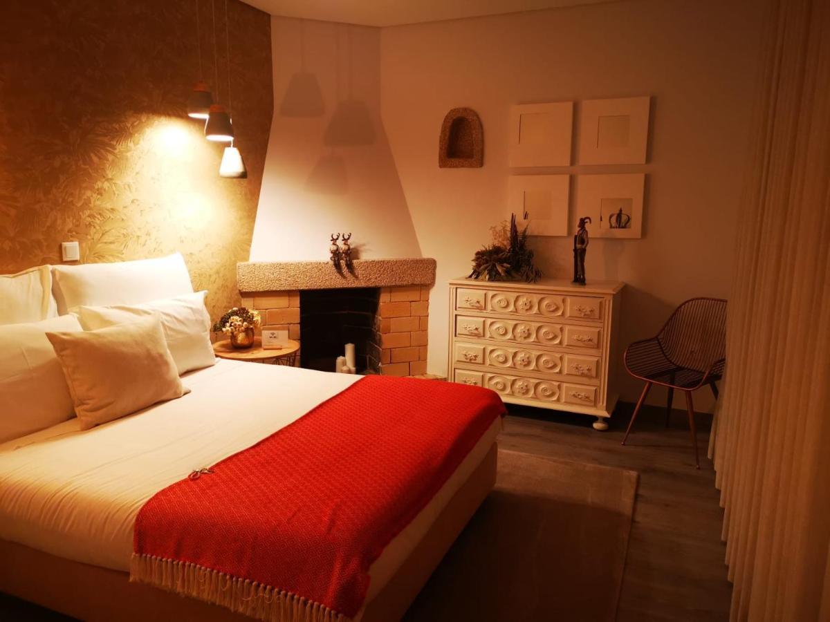 Casa Do Castelo Hotel Sernancelhe Bagian luar foto